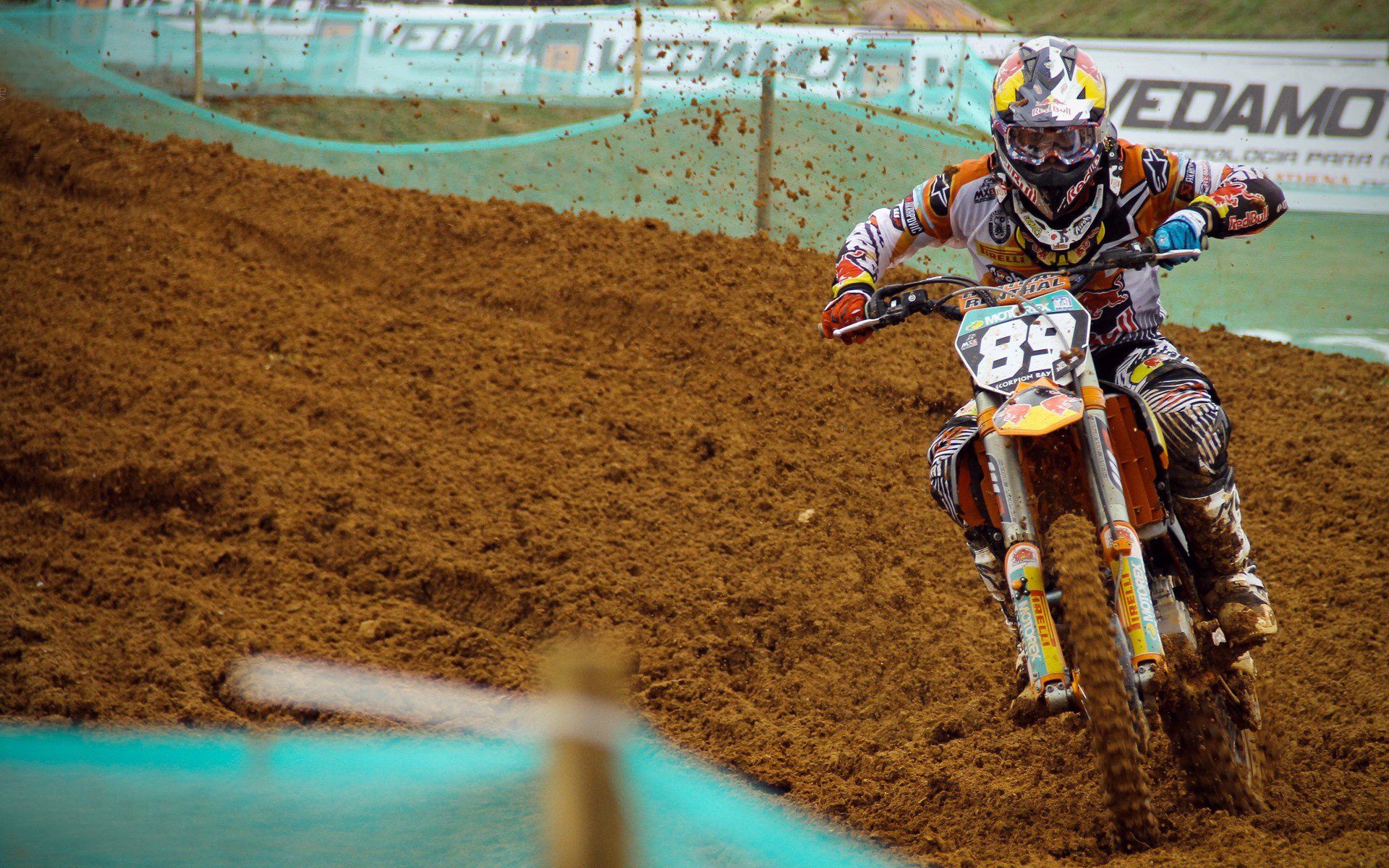 德甲比赛中裁判判罚的风险控制，足球裁判影响比赛